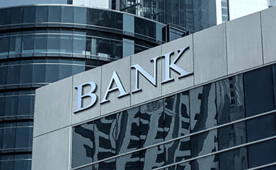 銀行への転職は未経験でも可能？ 求められる要素や有利に進める方法を紹介